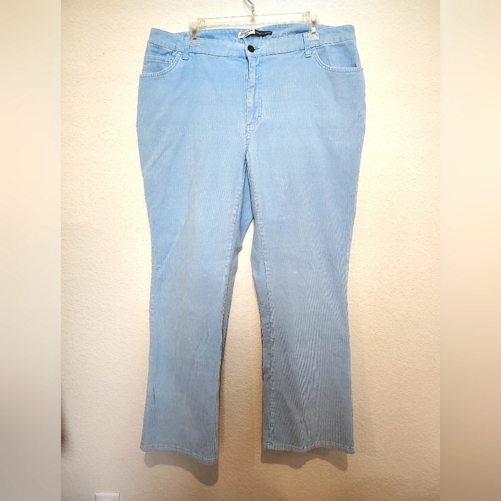 Vintage St. John's Bay Woman Baby Blue Courdory Pants